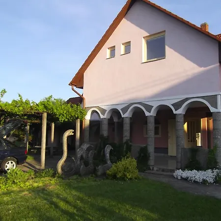 Heart Beach 公寓 Balatonmáriafürdő