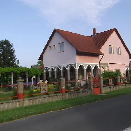 Heart Beach Balatonmáriafürdő